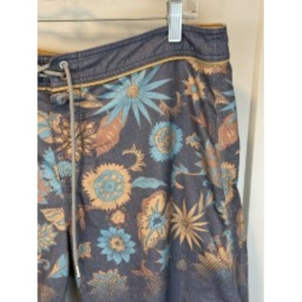 O'Neill Hyperfreak Sprouted Gray‎ Floral Board Shorts Size 33 Drawstring